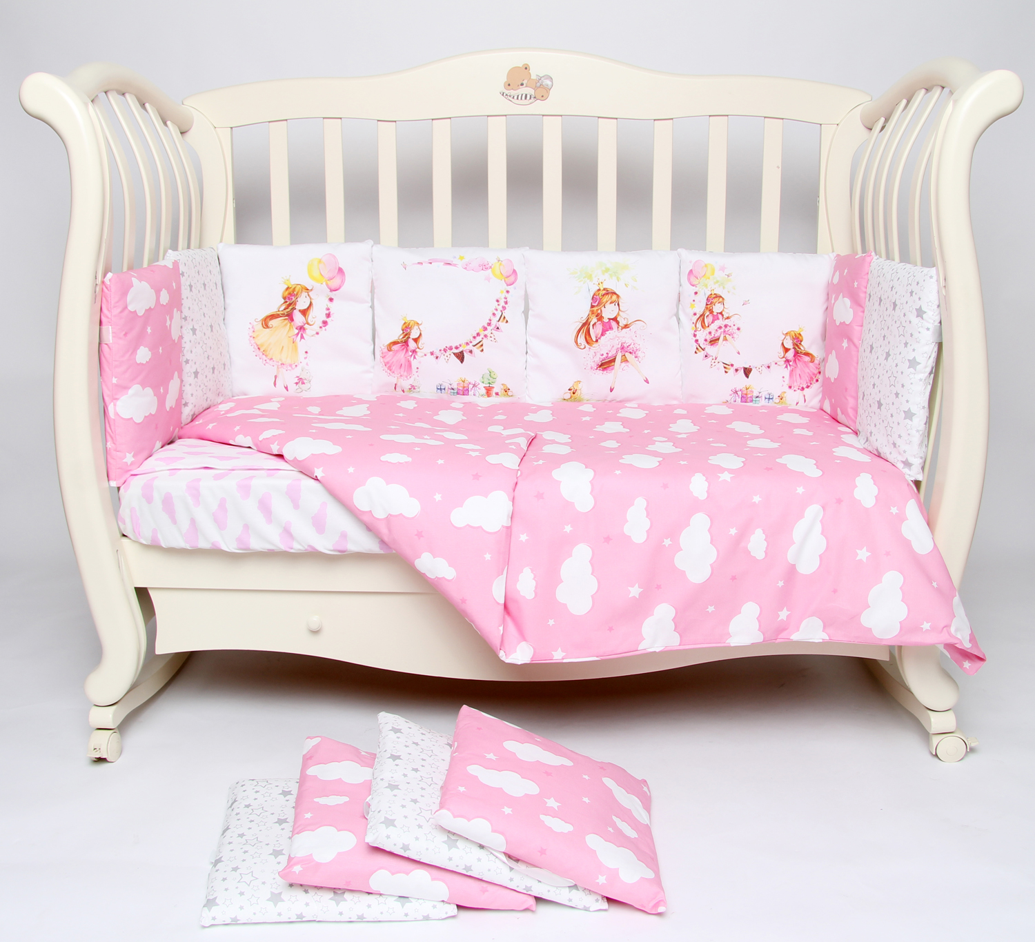 Комплект в кроватку 17 предметов (бортики-подушки) "Принцесска" (розовый)