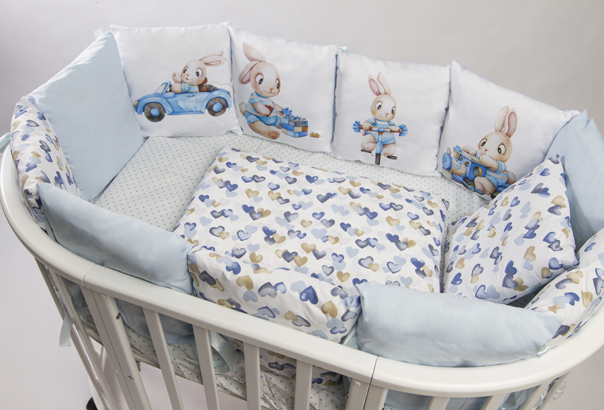 Комплект в кроватку 17 предметов (бортики-подушки) "Зайчонок" голубой сатин