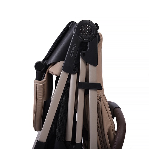 Прогулочная коляска Peppy Amici (Latte) латте, рама бежевый Прогулочная коляска Peppy Amici (Latte) латте, рама бежевый