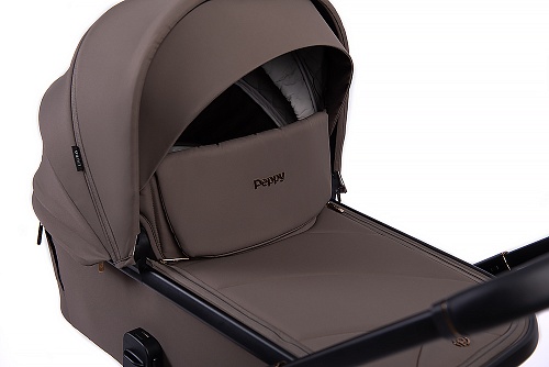 Коляска детская Peppy Monaco 2 в 1 Brownie (коричневый), рама черная Коляска детская Peppy Monaco 2 в 1 Brownie (коричневый), рама черная