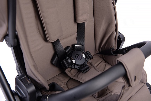 Коляска детская Peppy Monaco 2 в 1 Brownie (коричневый), рама черная Коляска детская Peppy Monaco 2 в 1 Brownie (коричневый), рама черная